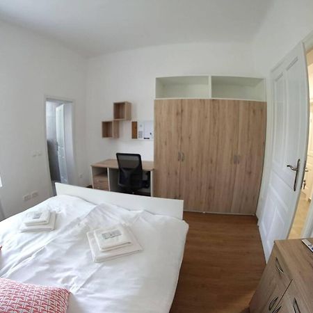 Maister Rooms Maribor Buitenkant foto