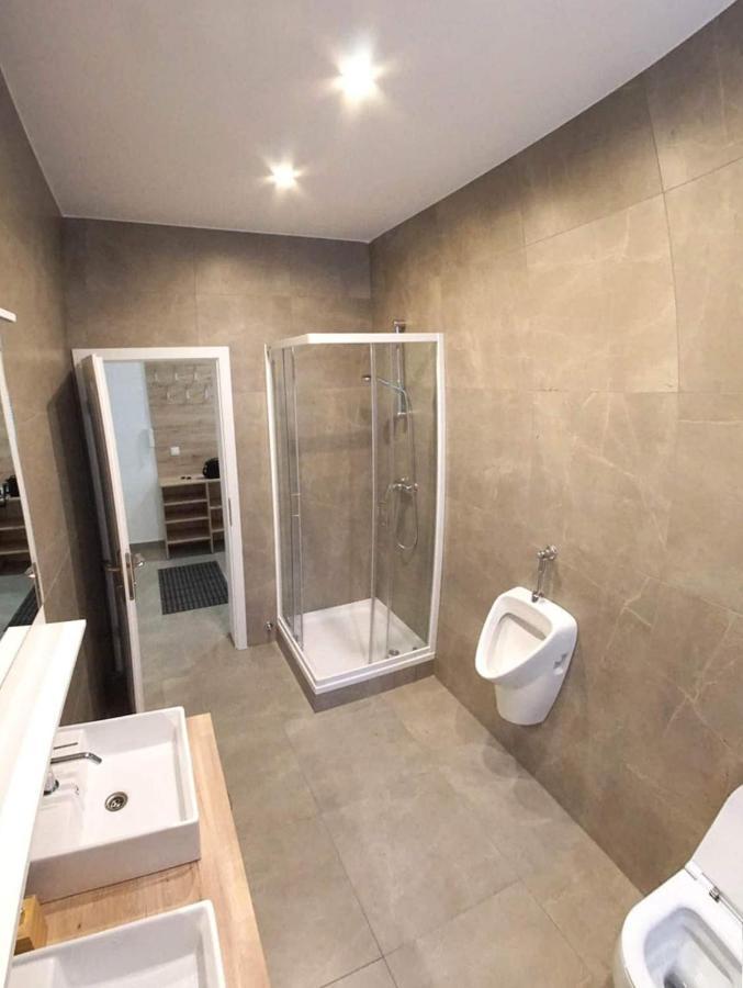 Maister Rooms Maribor Buitenkant foto
