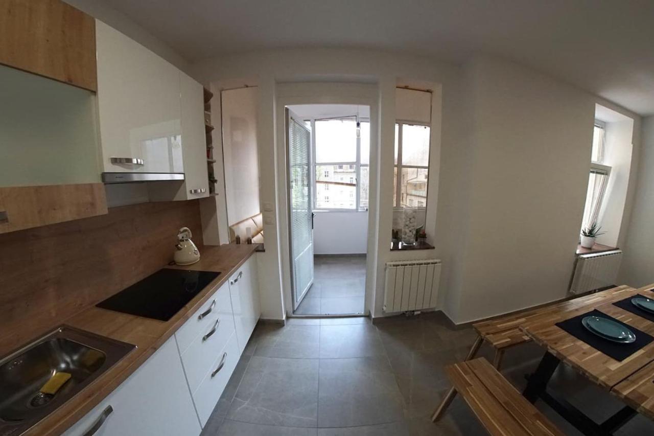 Maister Rooms Maribor Buitenkant foto